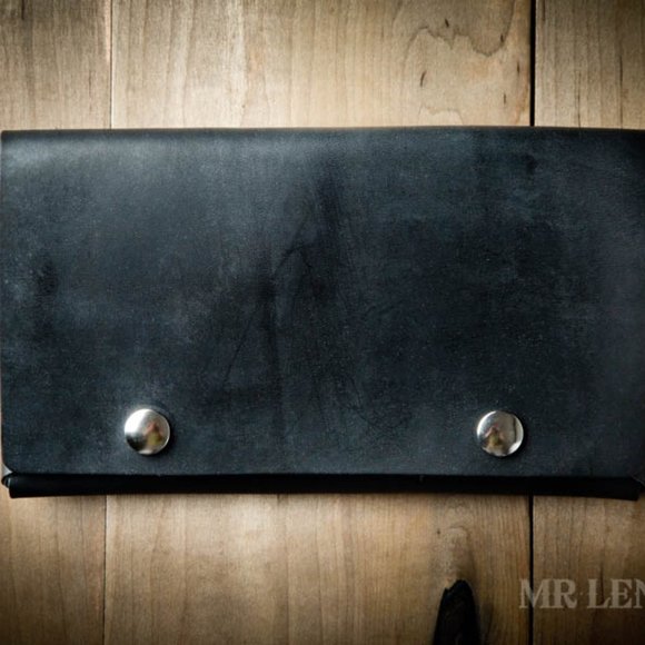 Mr. Lentz Slim Phone Purse in Black Full-Grain Leather with added Wristlet strap - Picture 9 of 9